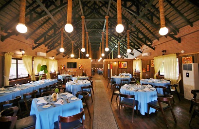 Restaurant &#038; Bar Dining Rest1